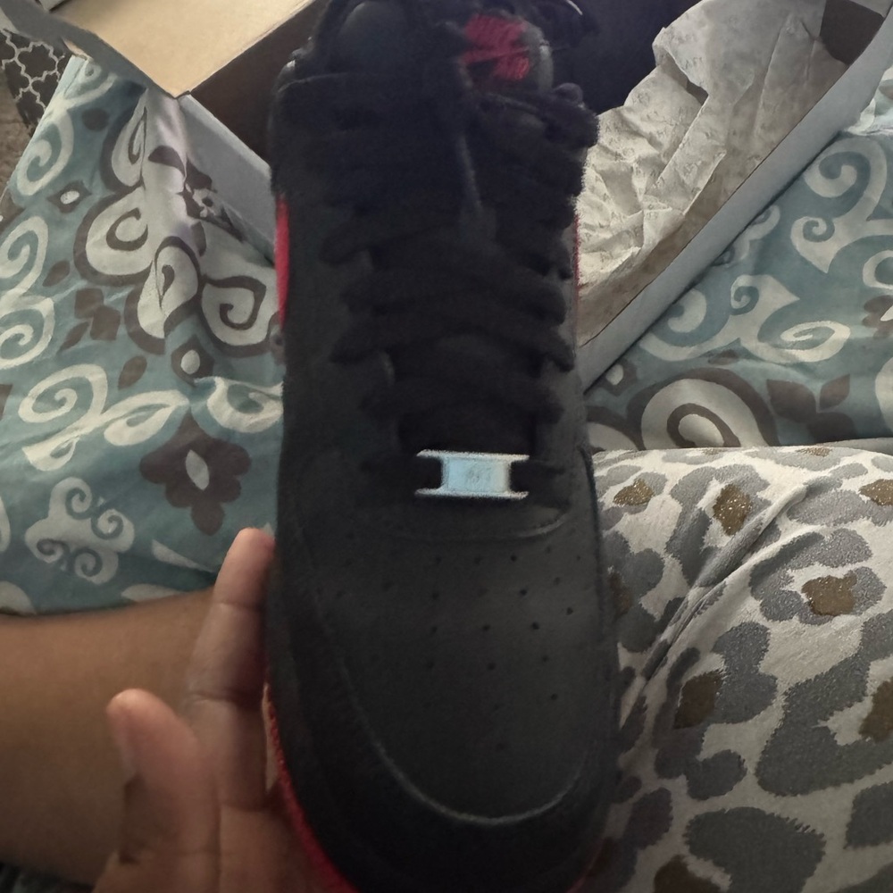 Nike Black and Red Sneakers with Athletic Style